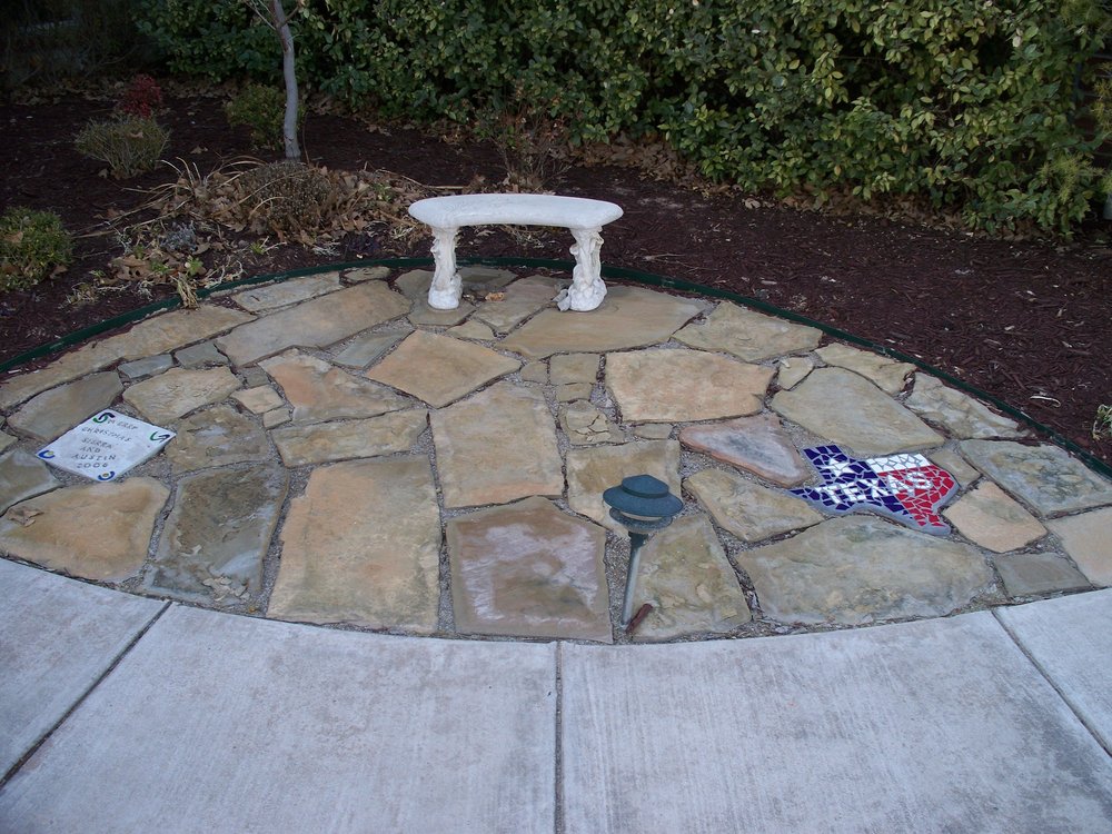 Flagstone patio detail from Heartland's hardscaping portfolio